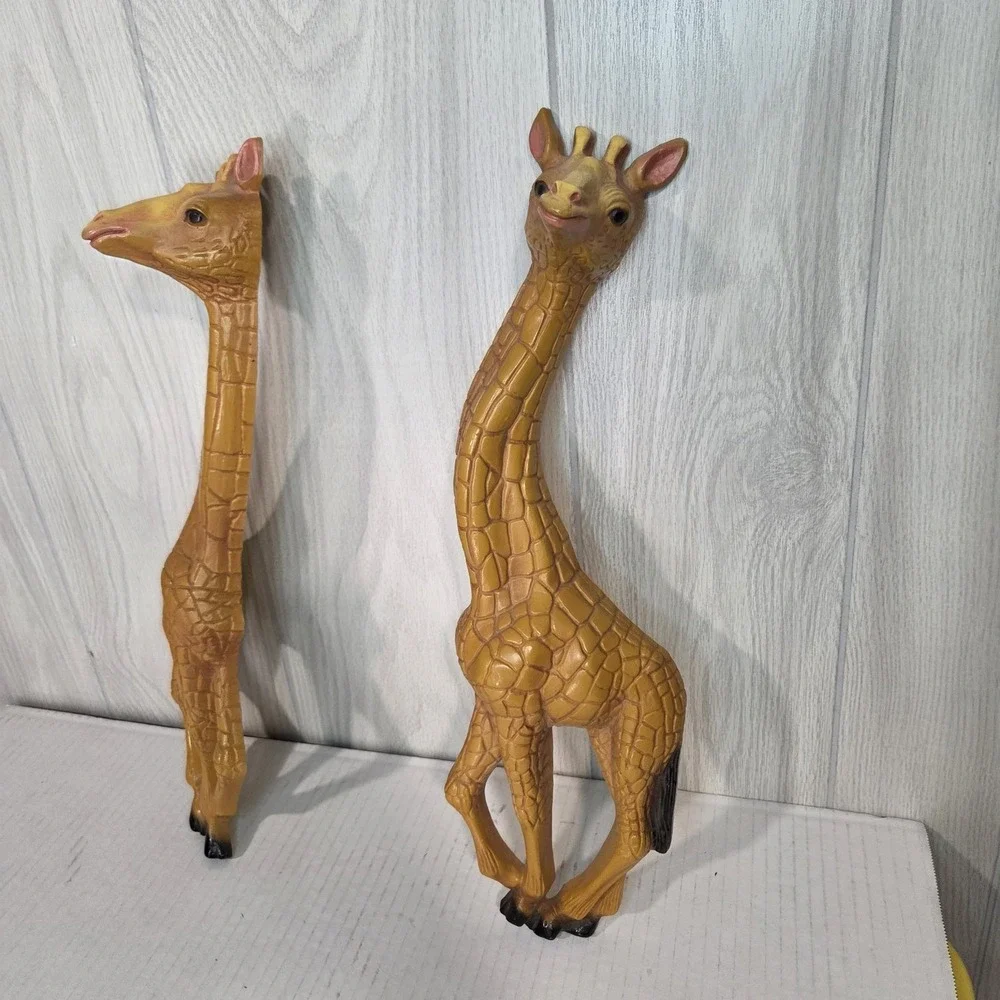 HOMCO Giraffe Wall Hanging Vintage 70s Animal Zoo Safari Decor Lot of TWO 18